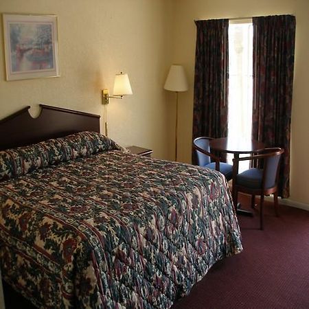 Passport Inn Panama City Panama City Beach Quarto foto